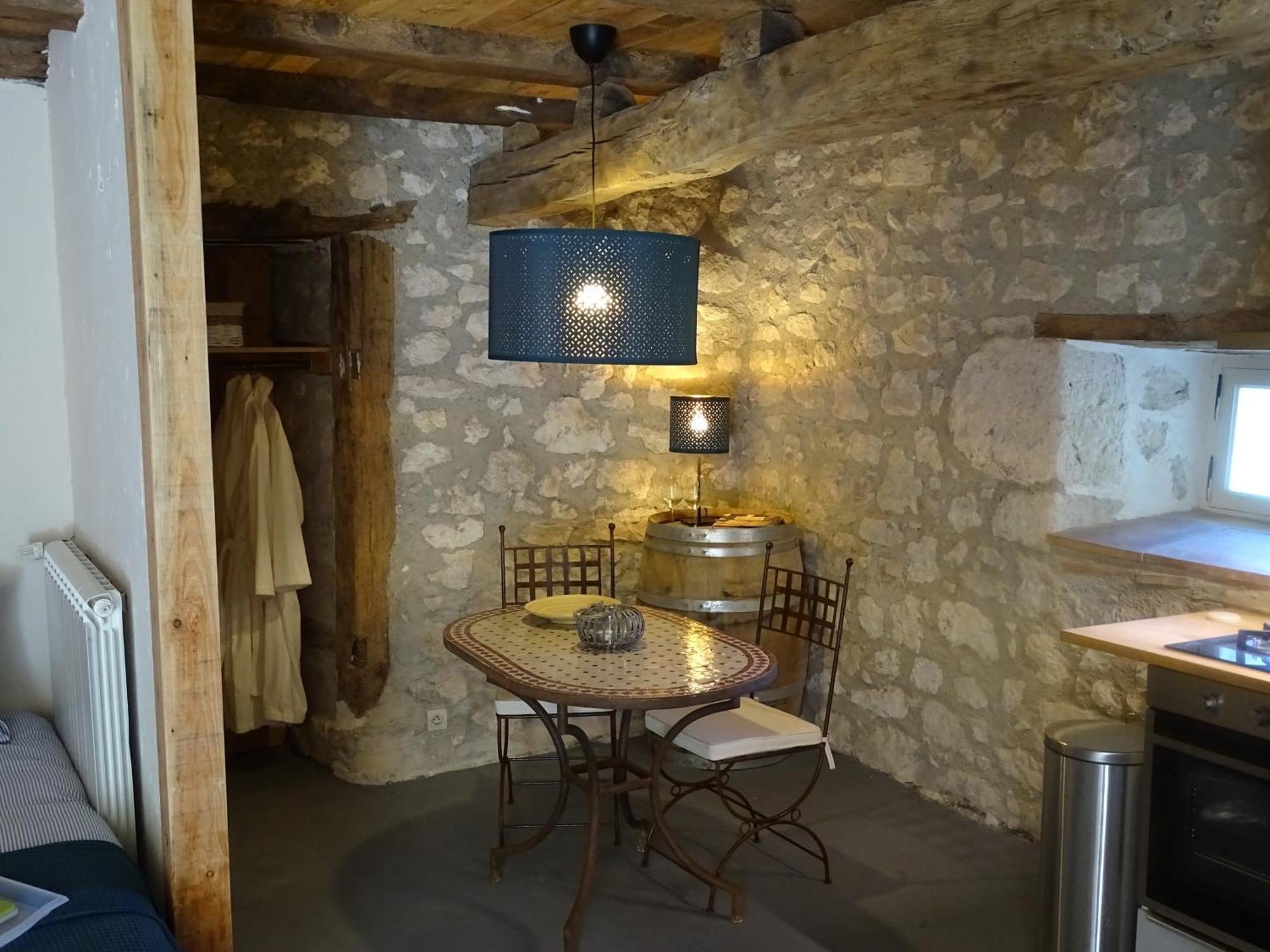 Cave Le Vieux Manoir Leilighet Valeilles Eksteriør bilde